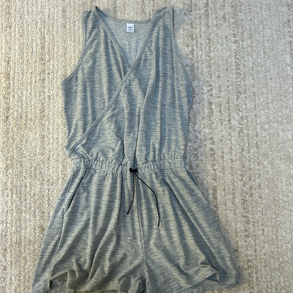 Old Navy Active Heathered Gray Romper
